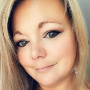 Meet your Posher, April scott